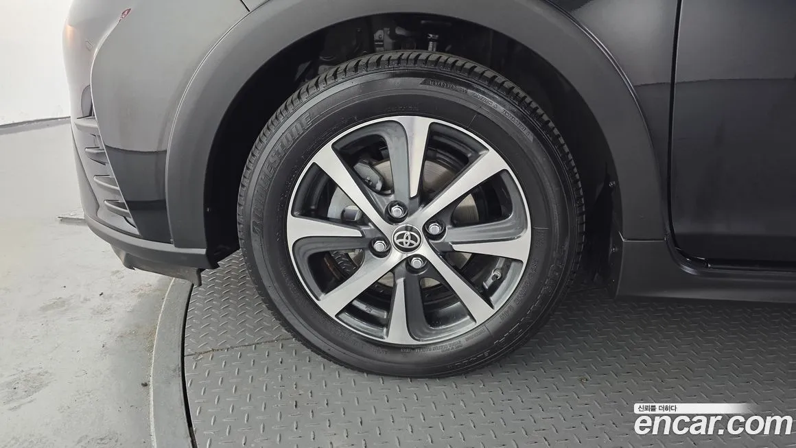 Toyota Prius 2021 из KR, фото 10