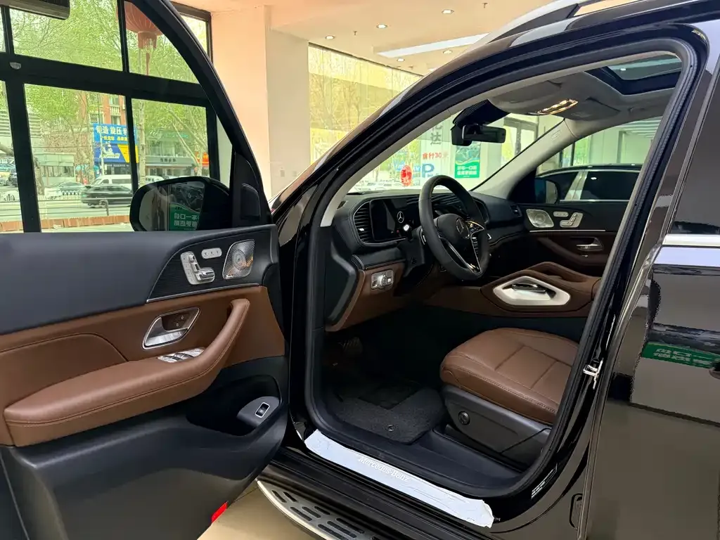 Mercedes-Benz GLE — фото 4