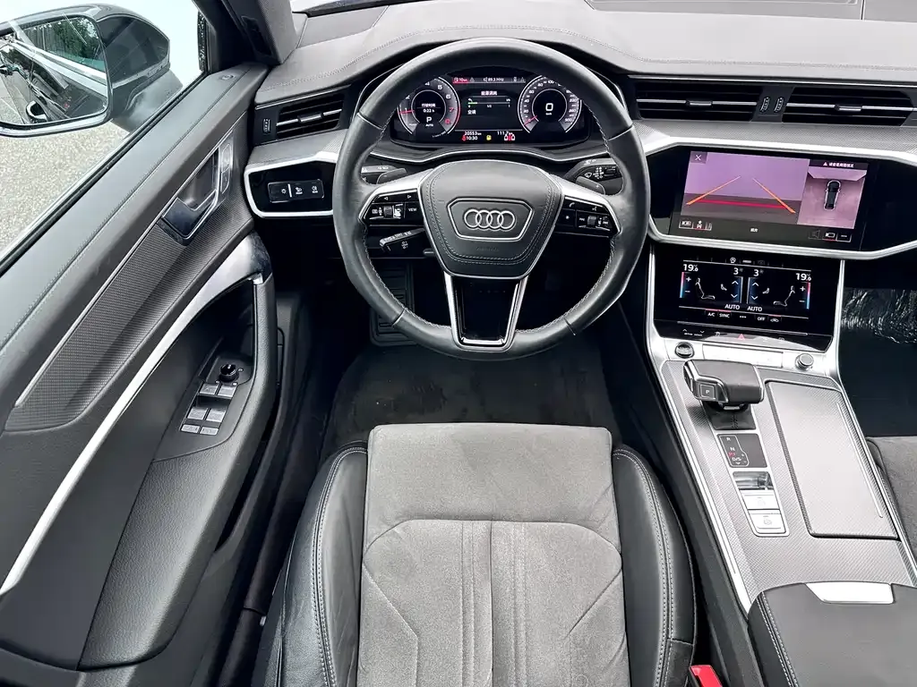Audi A6L — фото 7