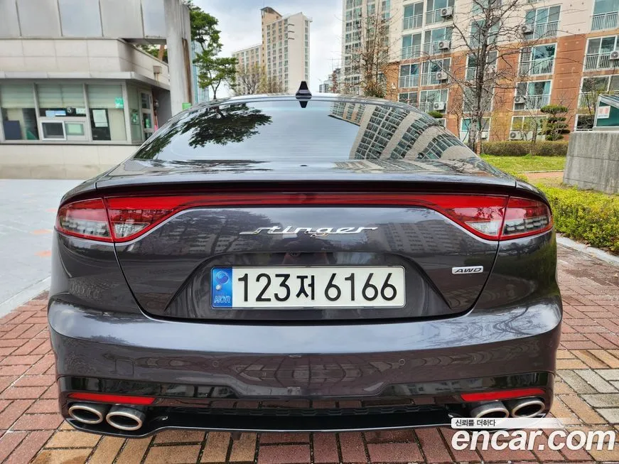 Kia Stinger — фото 10