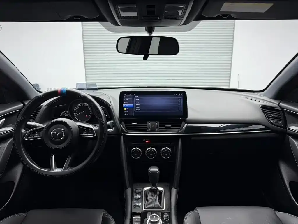 Mazda CX-4 — фото 8