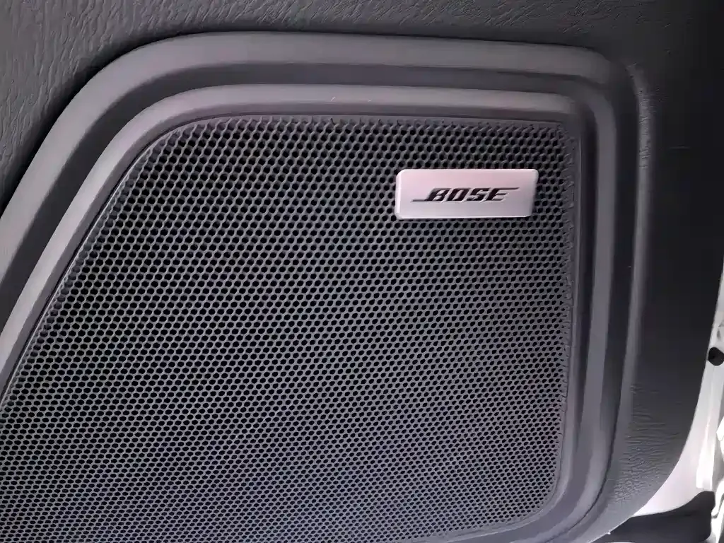 Porsche Macan — фото 9
