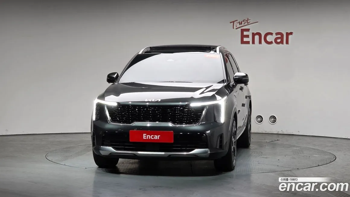 Kia Sorento — фото 6