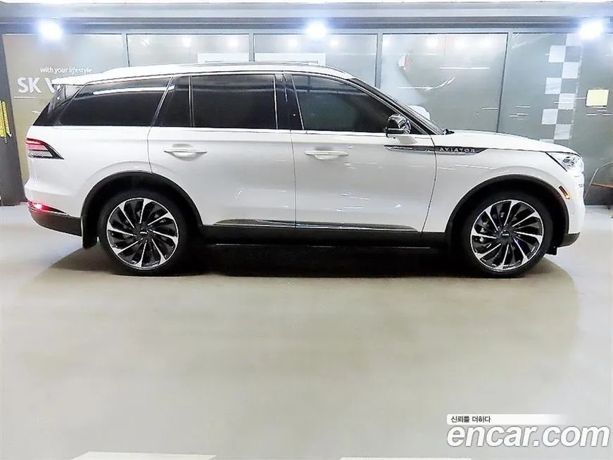 Lincoln Aviator — фото 7