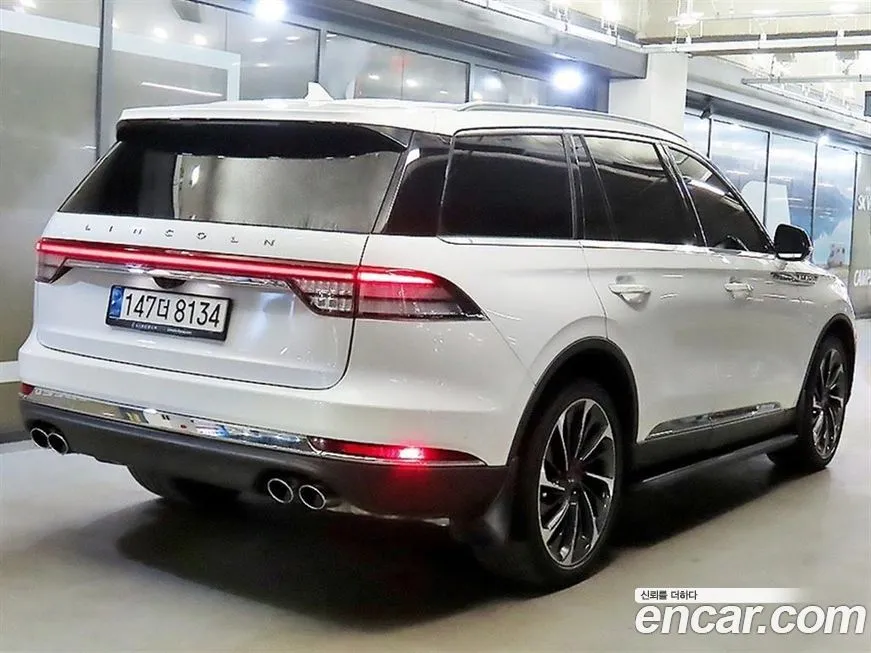 Lincoln Aviator — фото 3