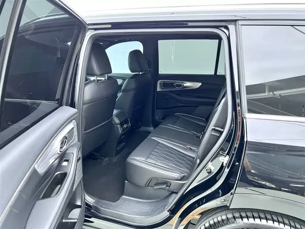 GAC Motor Trumpchi GS8 — фото 4