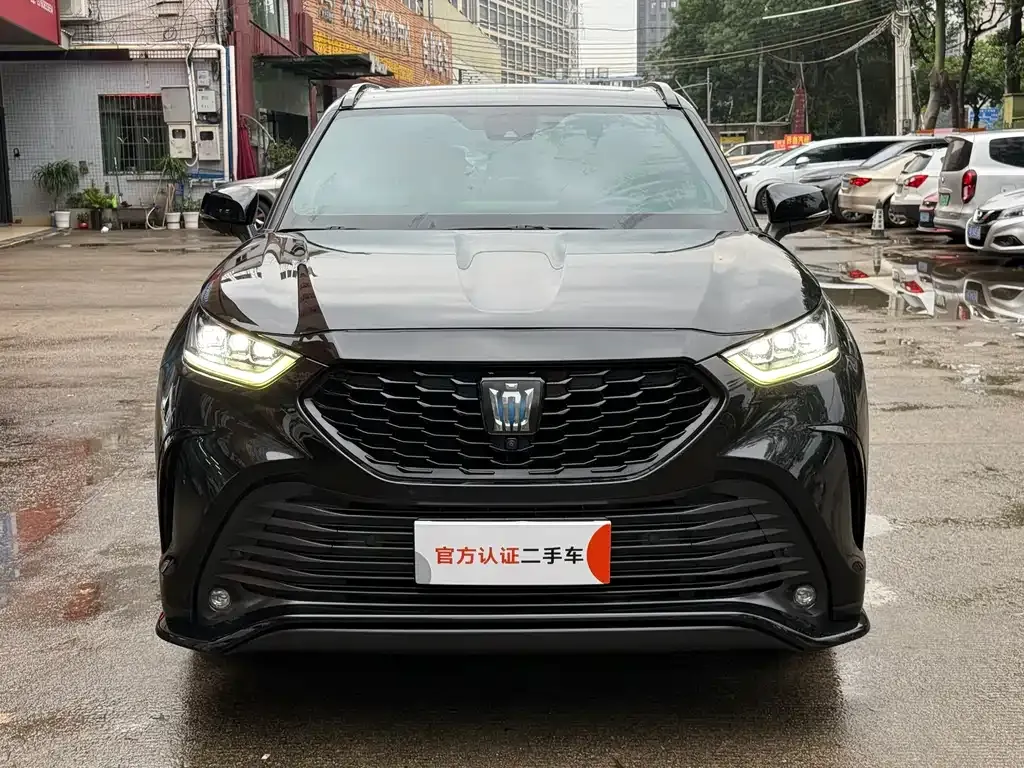 Toyota Crown Kluger 2021 из CN, фото 4