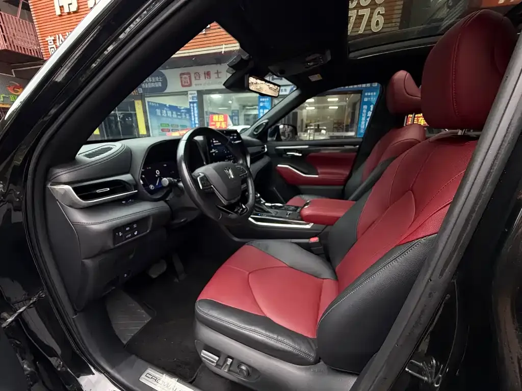 Toyota Crown Kluger 2021 из CN, фото 5