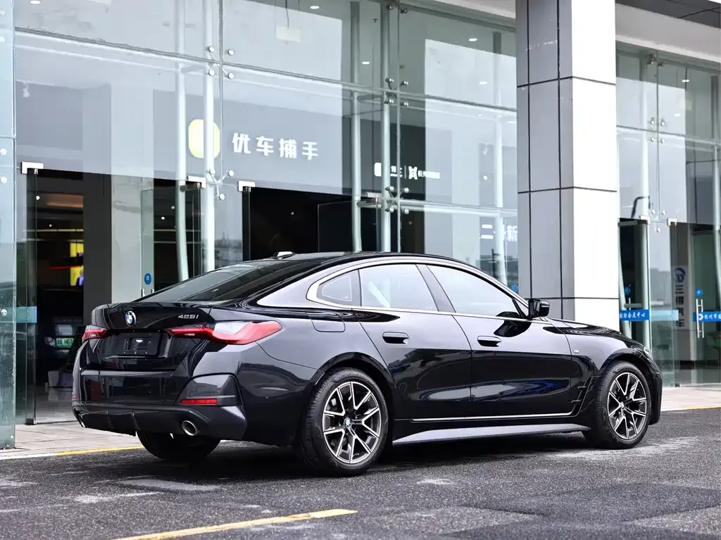 BMW 4 Series 2022 из CN, фото 9