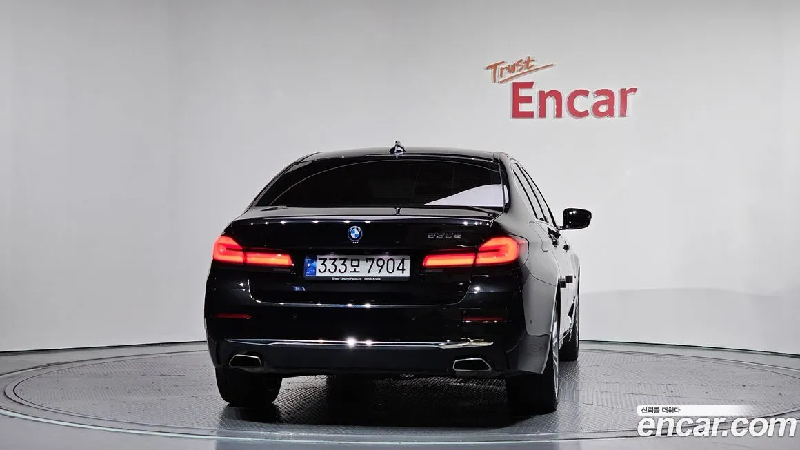 BMW 5-Series 2023 из KR, фото 3