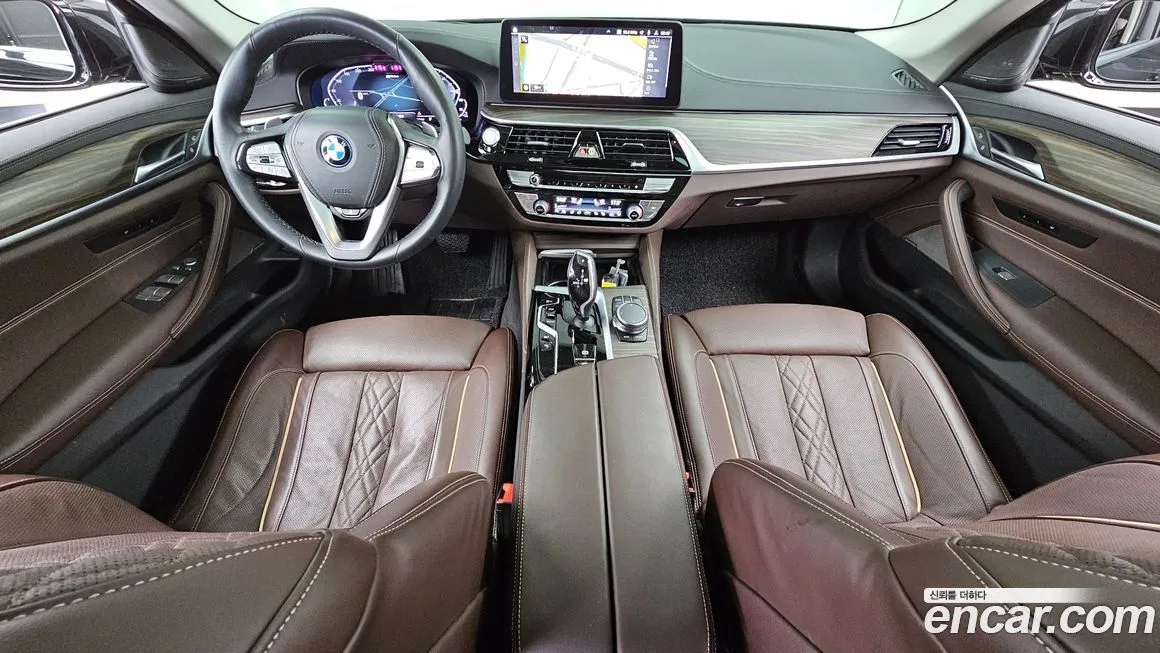 BMW 5-Series 2023 из KR, фото 7