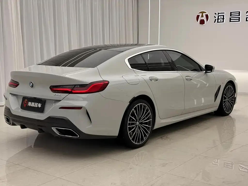 BMW 8 Series 2021 из CN, фото 4