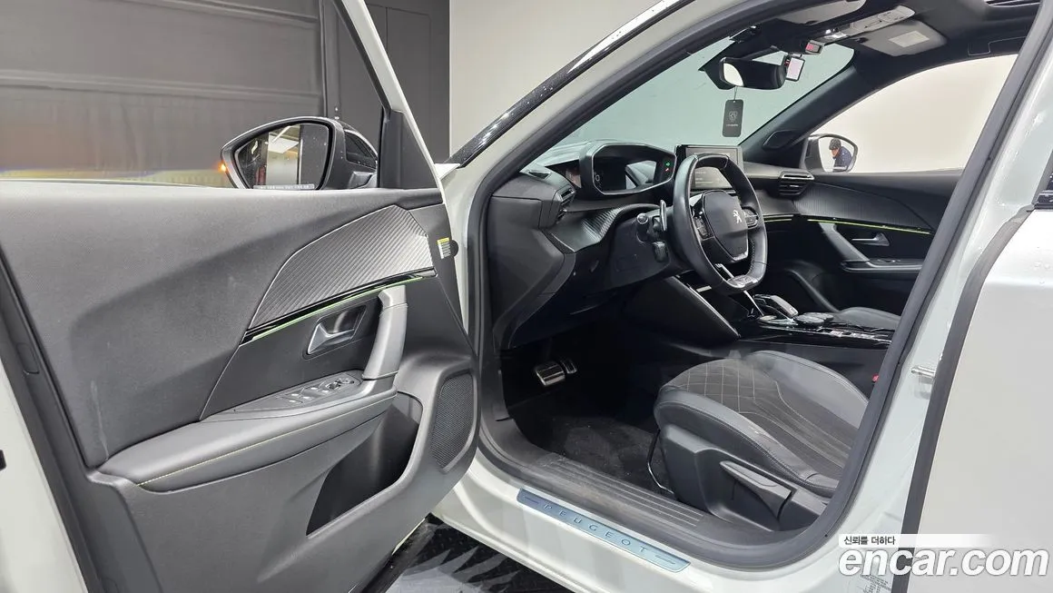 Peugeot 2008 2021 из KR, фото 5