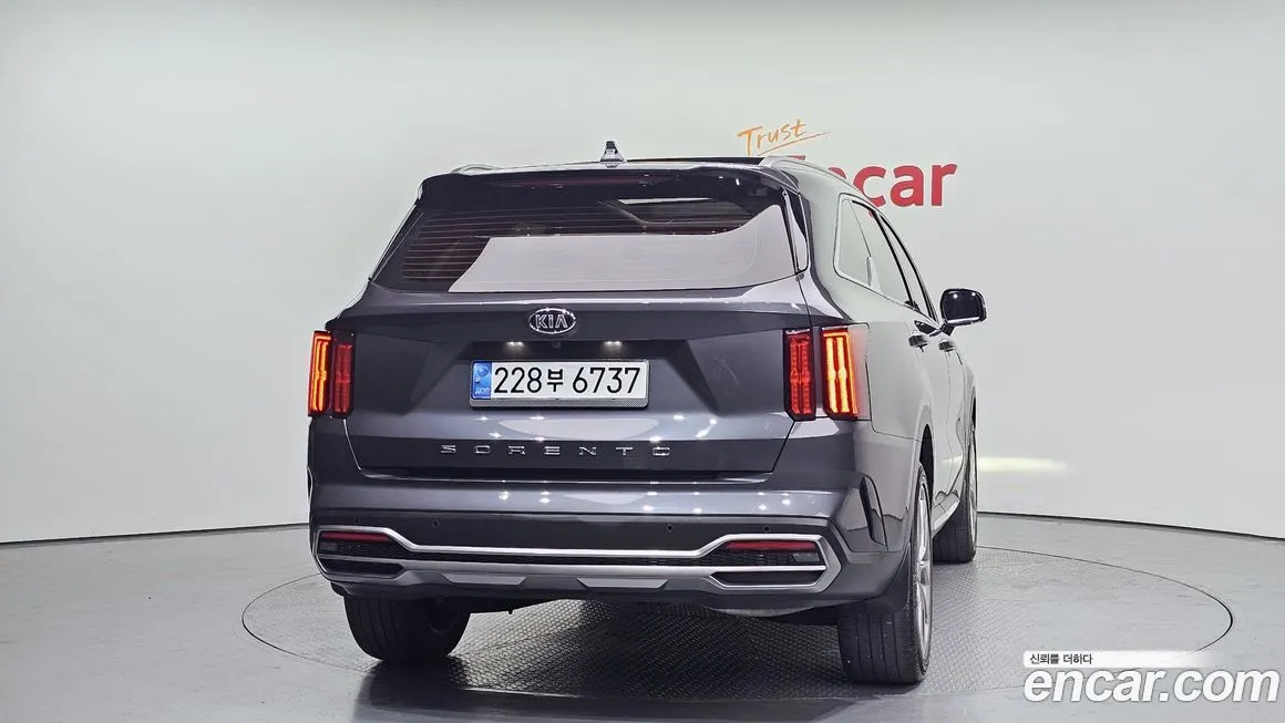 Kia Sorento — фото 2