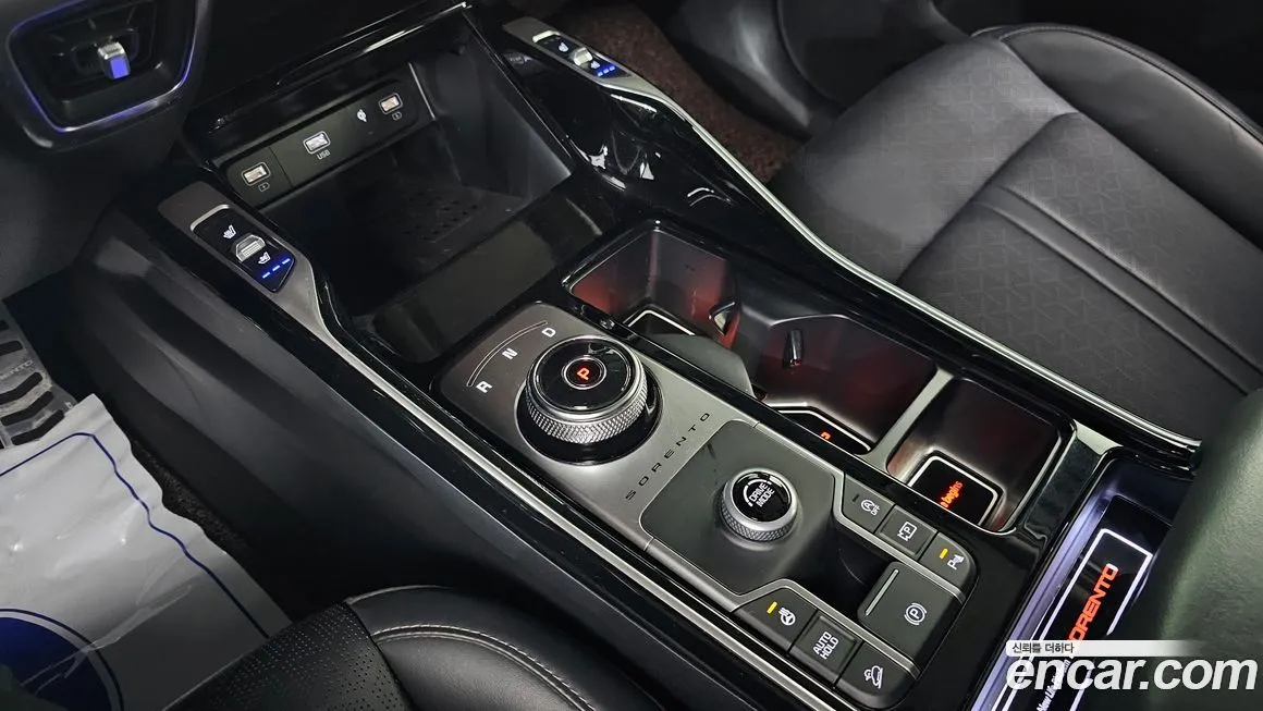 Kia Sorento — фото 10