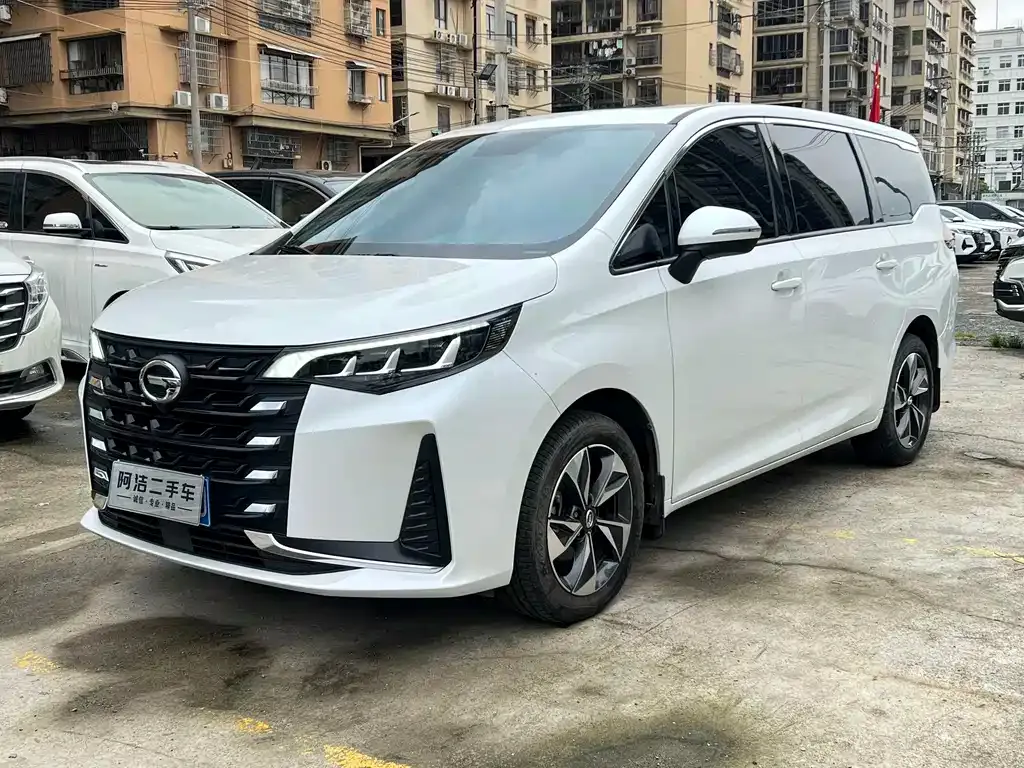 GAC Motor Trumpchi M6 — фото 1