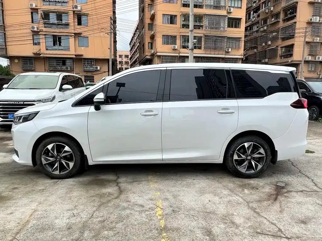 GAC Motor Trumpchi M6 — фото 8