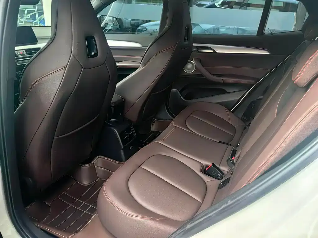 BMW X2 2022 из CN, фото 3