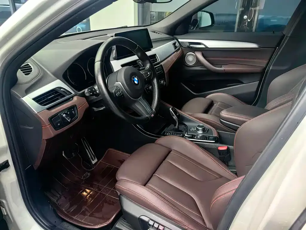 BMW X2 2022 из CN, фото 4