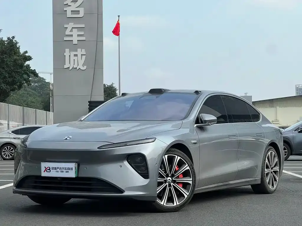 NIO ET7