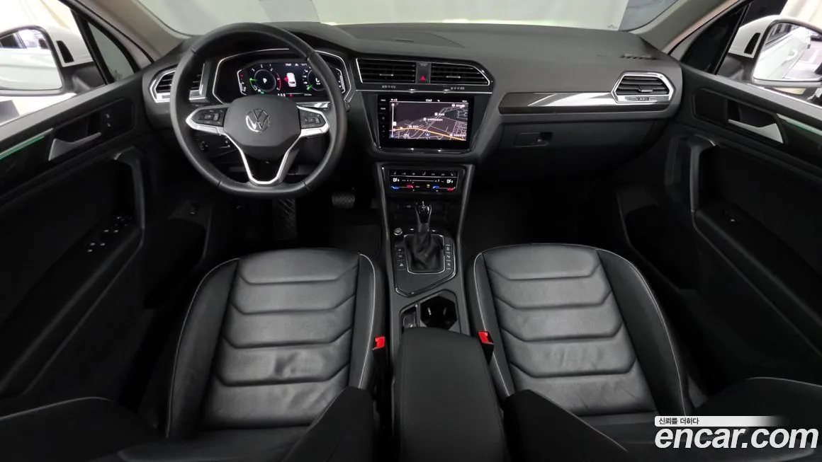 Volkswagen Tiguan — фото 7