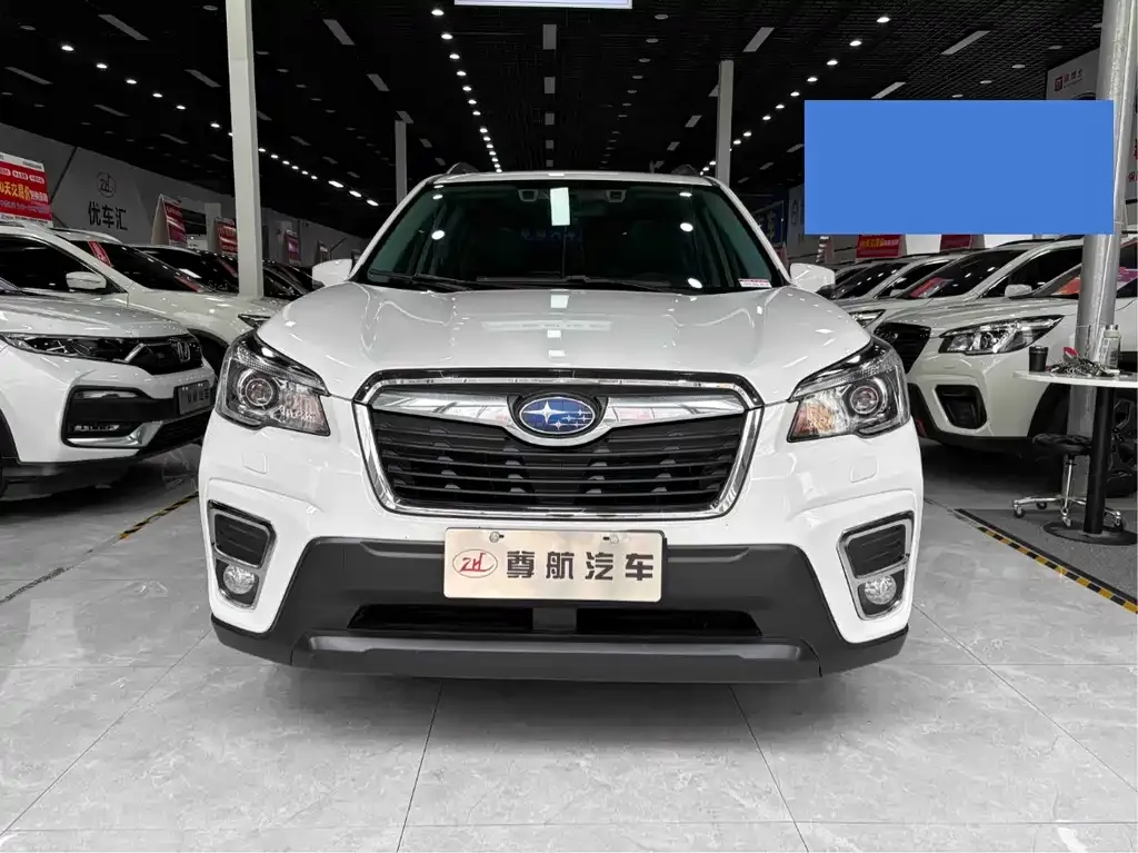 Subaru Forester 2022 из CN, фото 2