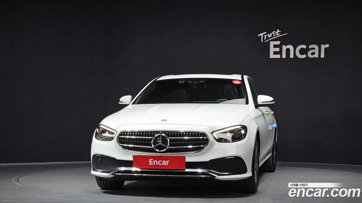 Mercedes-Benz E-Class 2022 из KR, фото 2