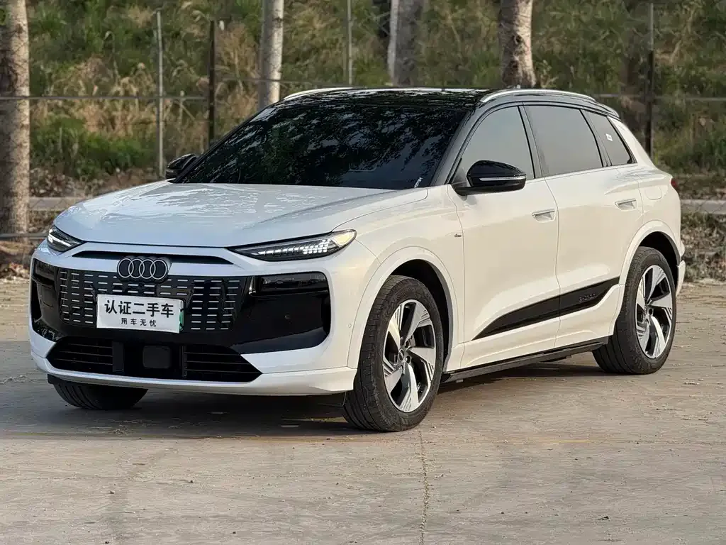Audi Q6L e-tron