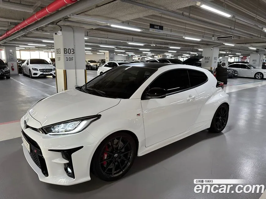Toyota Yaris(Vitz)