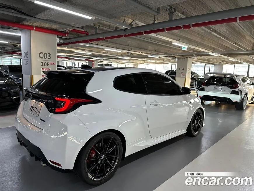 Toyota Yaris(Vitz) 2022 из KR, фото 2