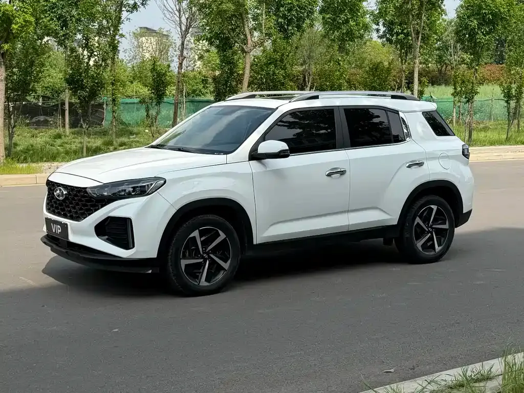 Hyundai ix35 — фото 1