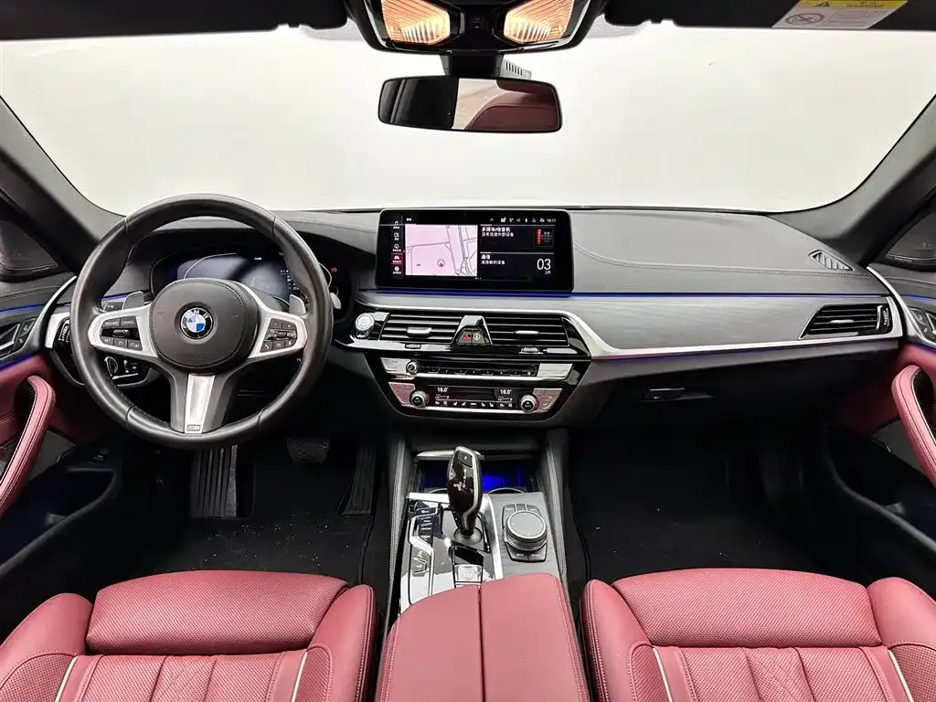 BMW 5 Series — фото 10