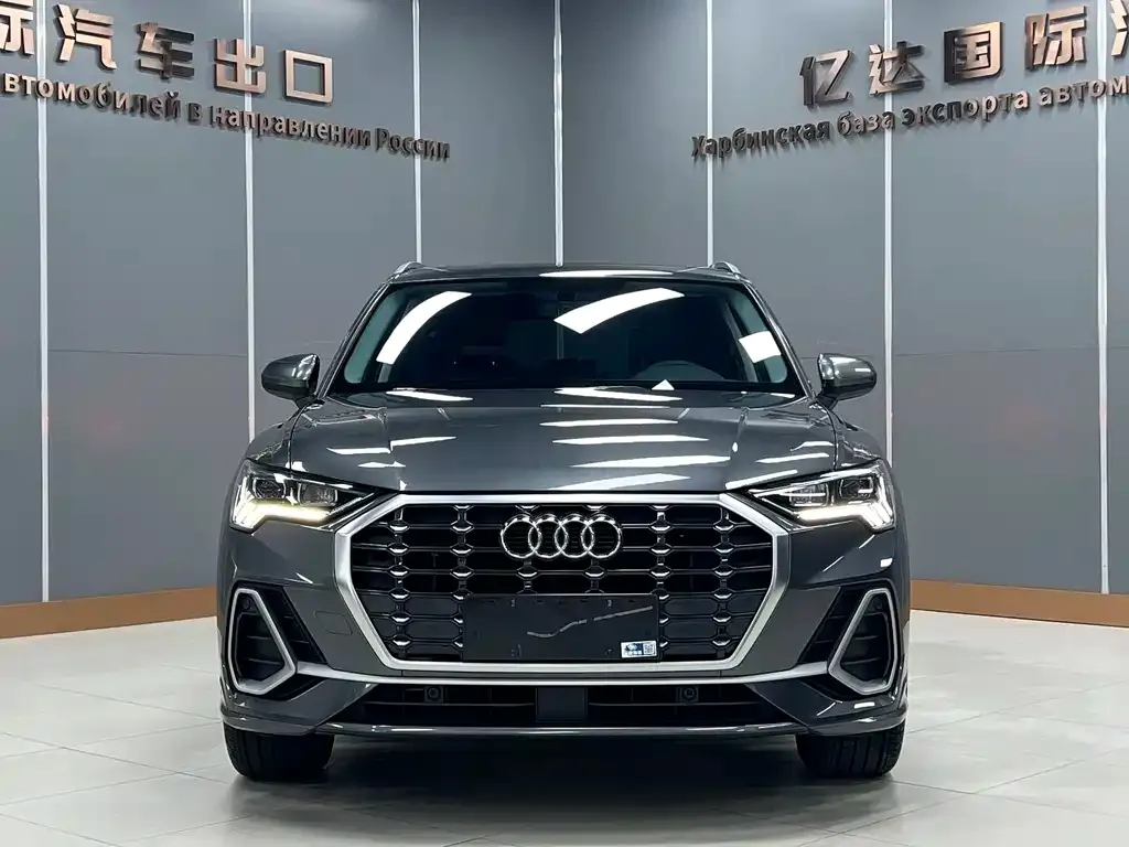 Audi Q3 — фото 10