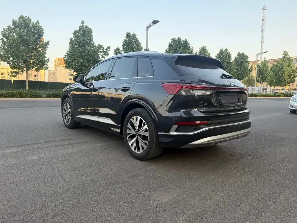 Audi Q4 e-tron 2023 из CN, фото 7