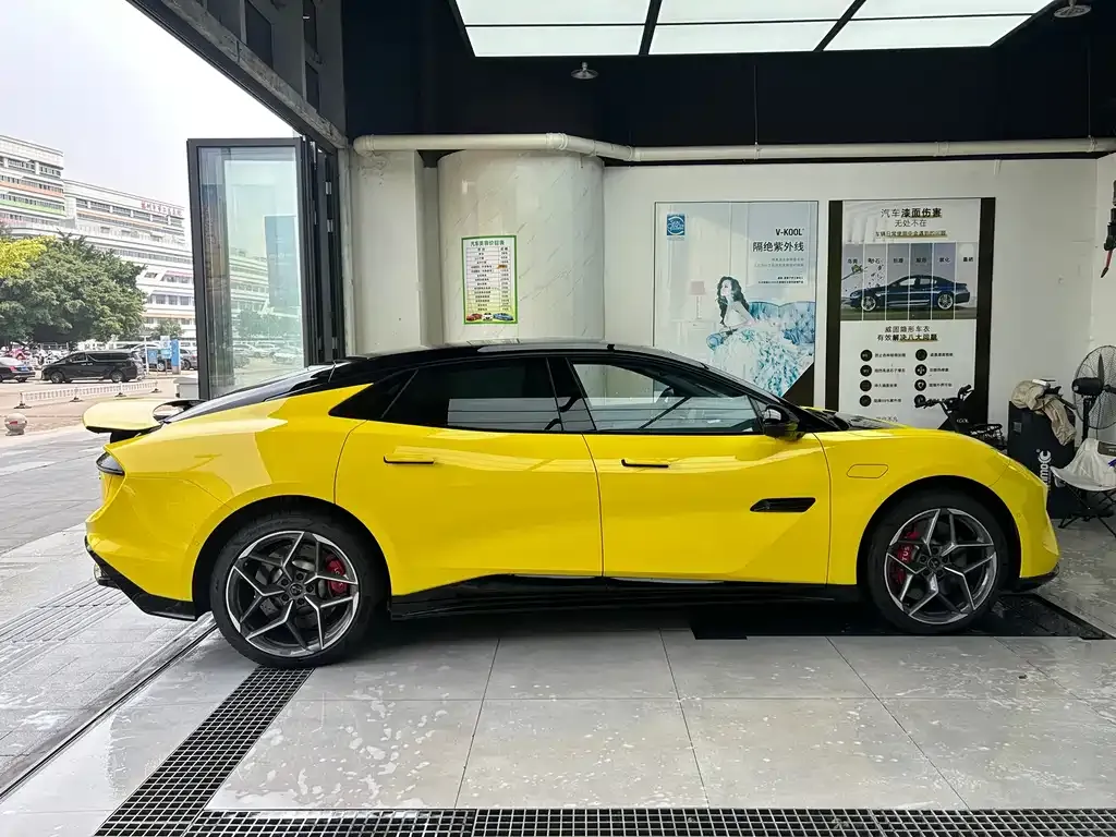 Lotus Emeya 2026 из CN, фото 10