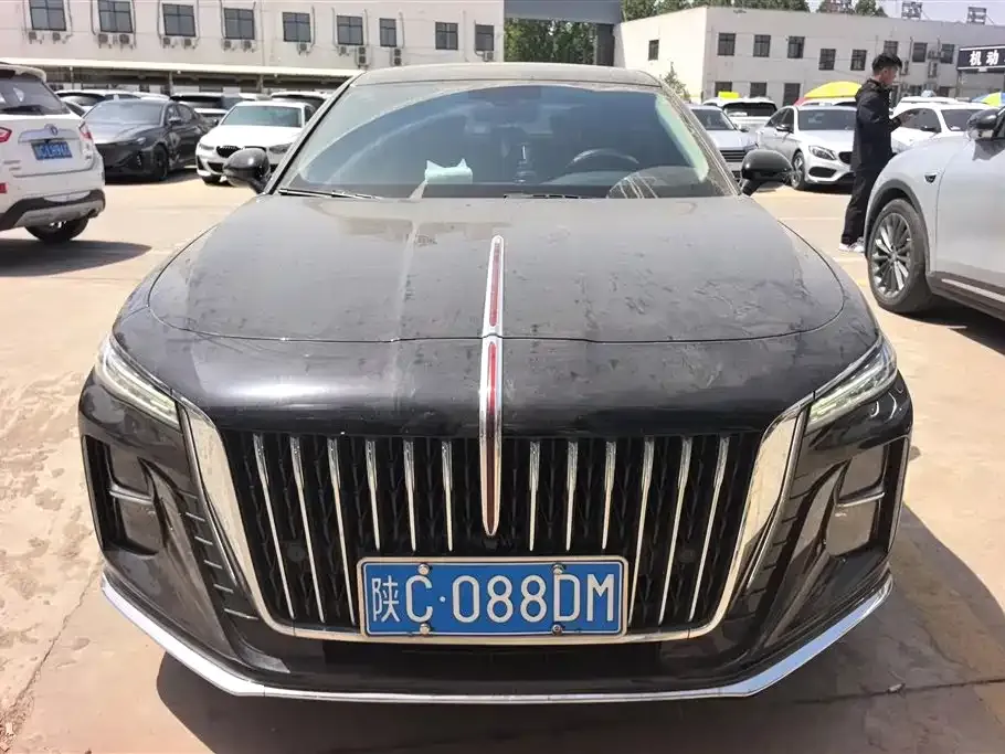 Hongqi H5 — фото 2