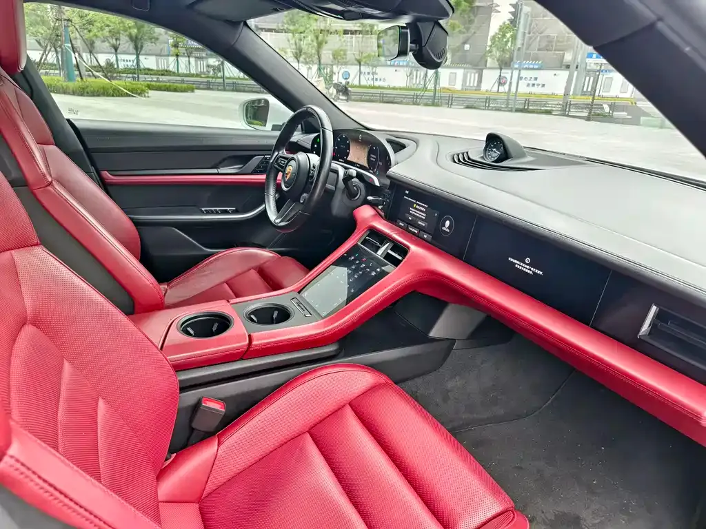 Porsche Taycan 2021 из CN, фото 7