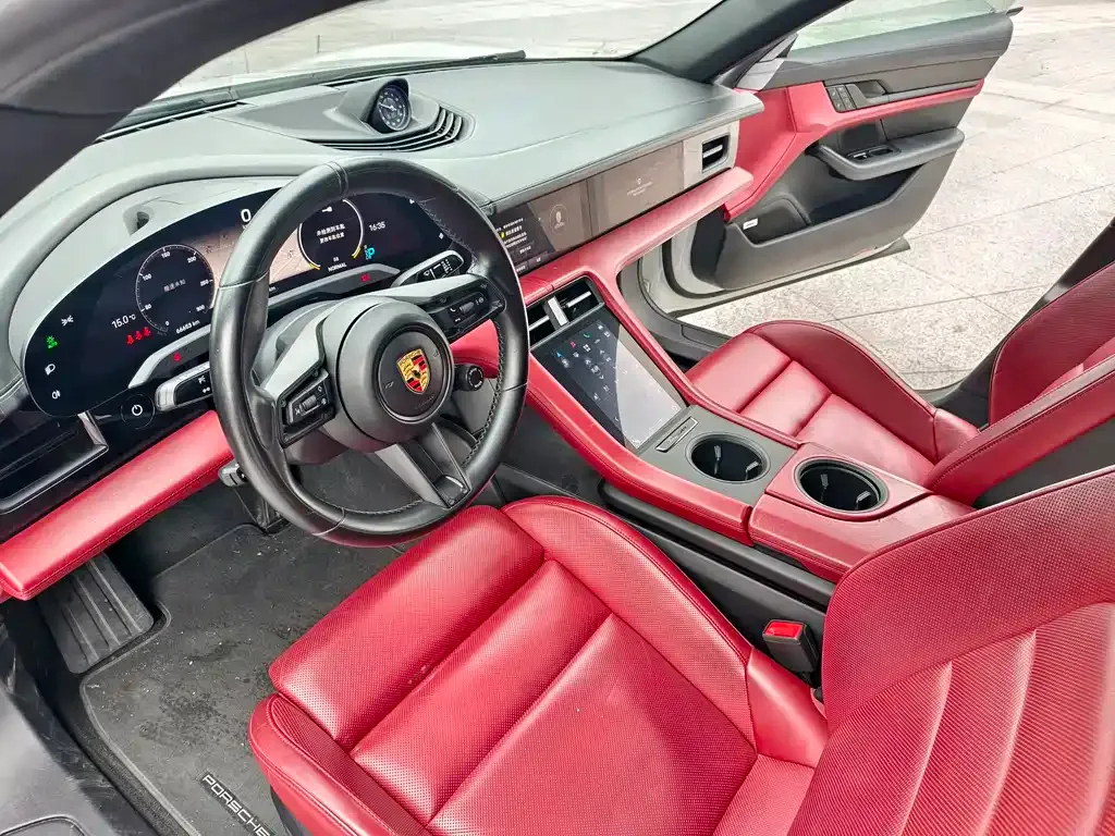 Porsche Taycan 2021 из CN, фото 8