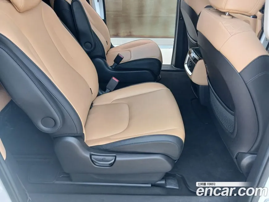 Kia Carnival — фото 2