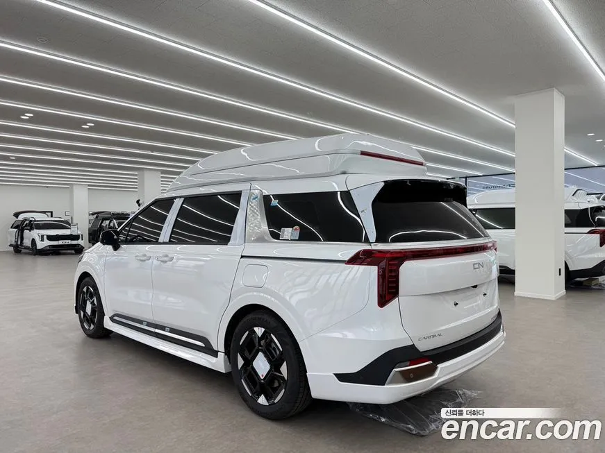 Kia Carnival — фото 4