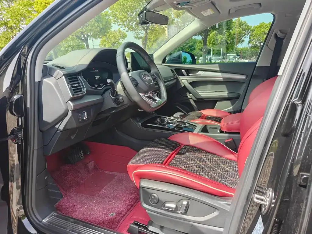Audi Q5L 2024 из CN, фото 8