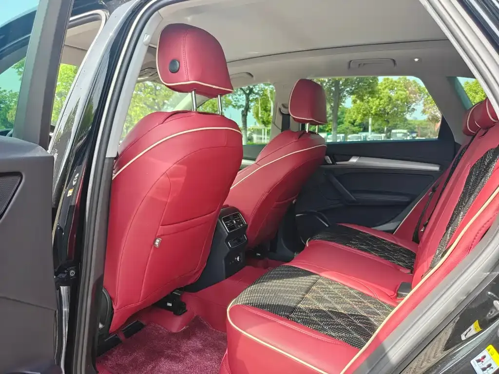 Audi Q5L 2024 из CN, фото 3