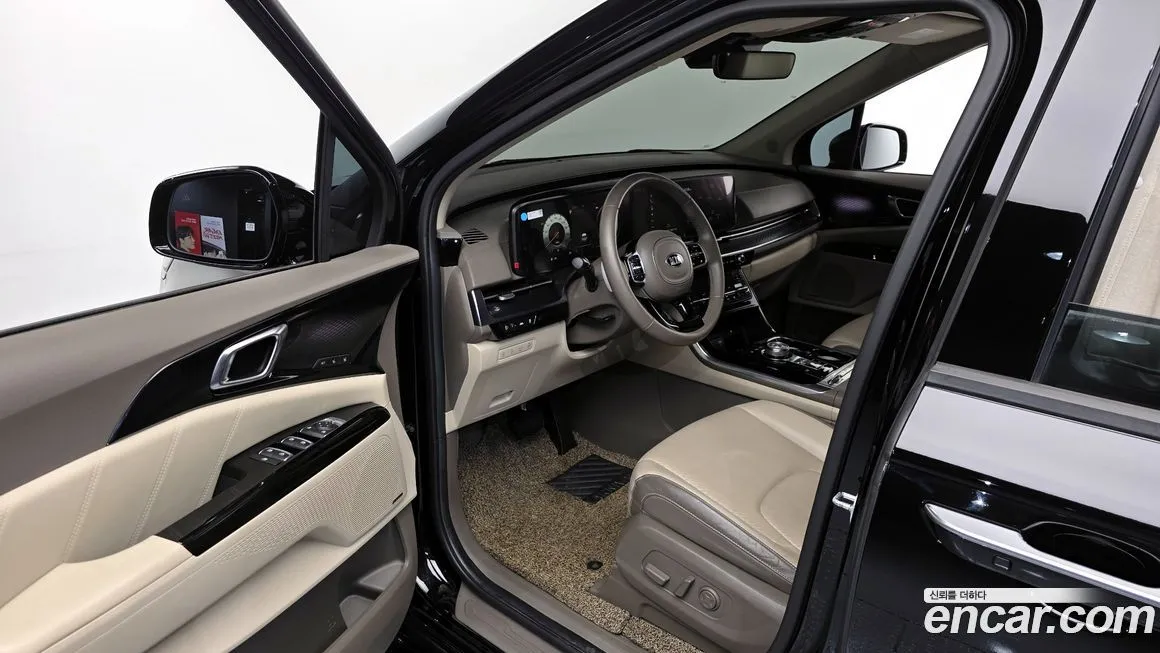 Kia Carnival — фото 10