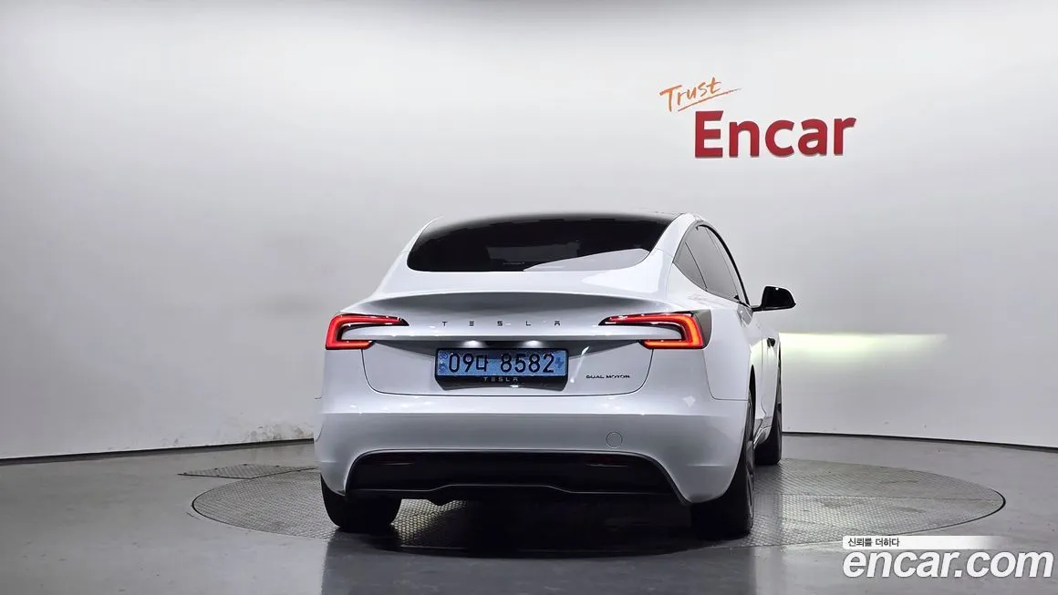 Tesla Model 3 — фото 6