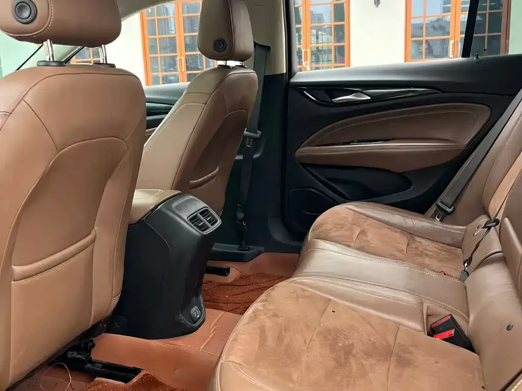 Buick Regal 2023 из CN, фото 2