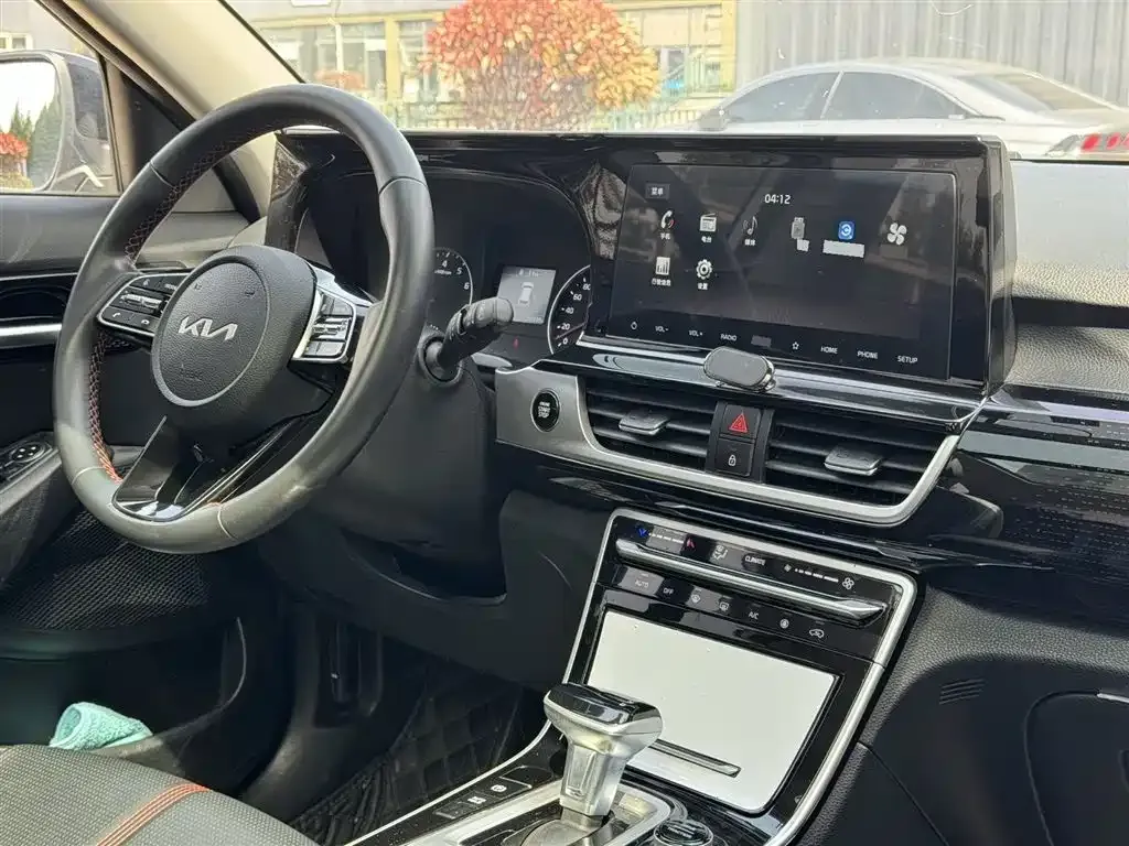 Kia KX3 — фото 4