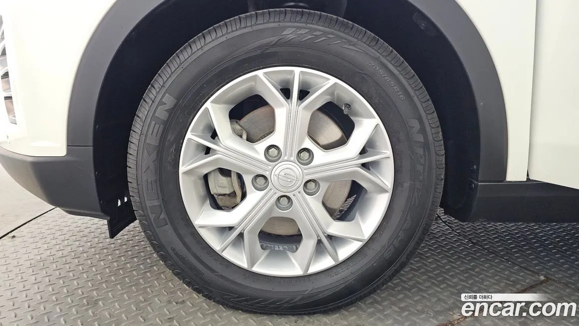 KG Mobility (Ssangyong) TIBOLI 2022 из KR, фото 6