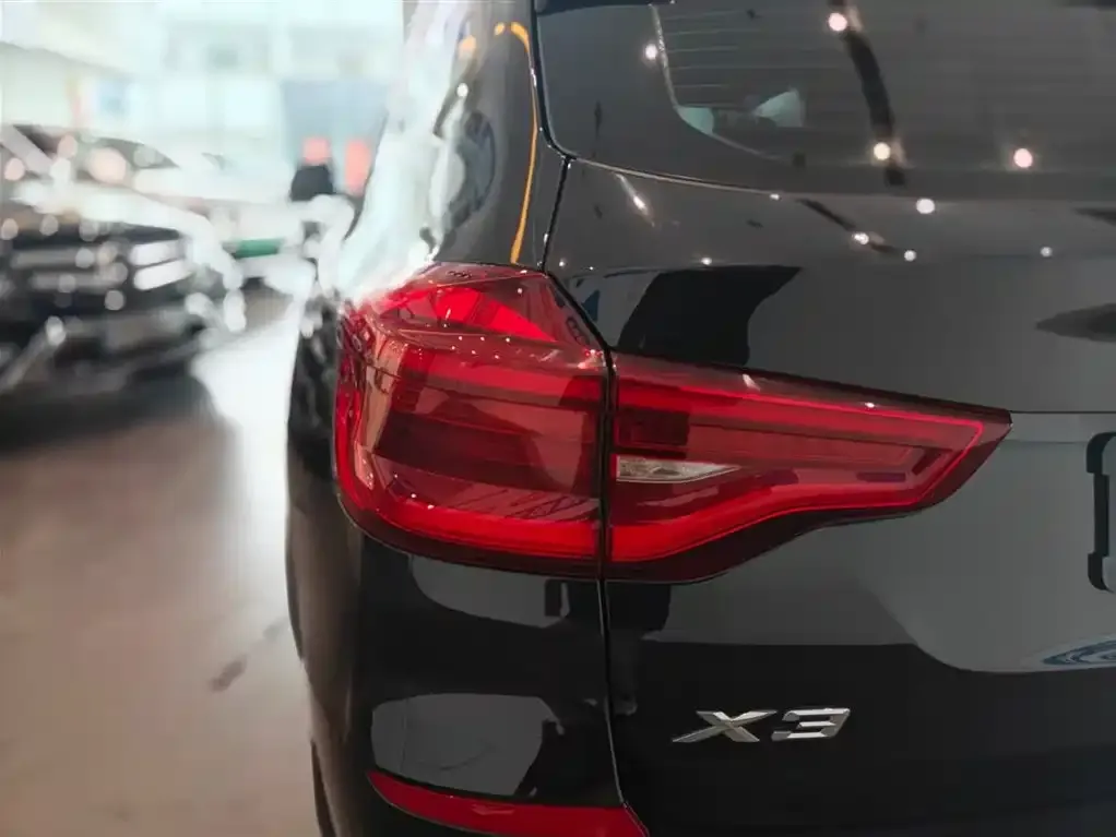 BMW X3 2021 из CN, фото 2