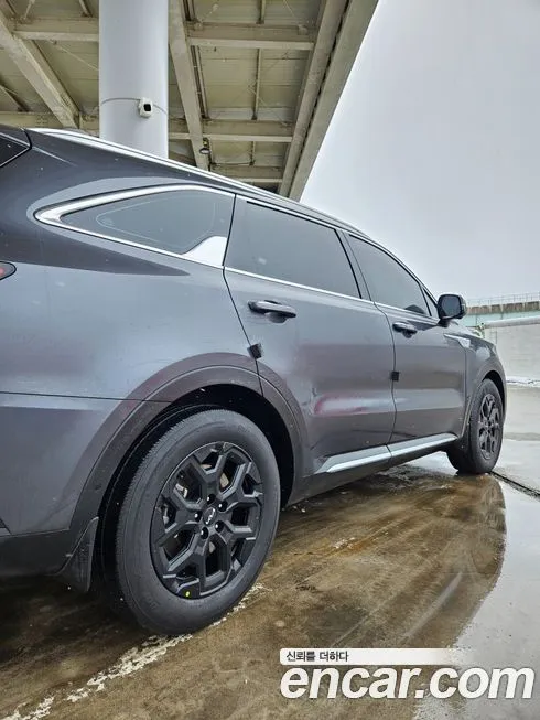 Kia Sorento — фото 9