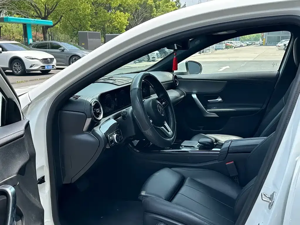 Mercedes-Benz A-Class 2022 из CN, фото 8
